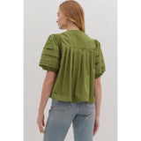 Solid pintuck short puff sleeve top