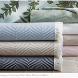 Leo Oversize Throw