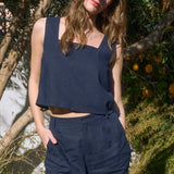 SQUARE NECK SLEEVELESS CROPPED LINEN TOP